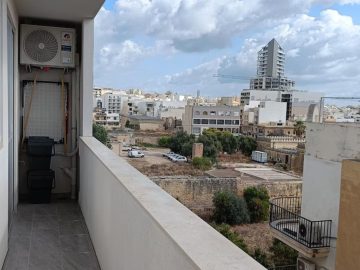 Modern 2BedRoom Apartment in Gżira 🏙️