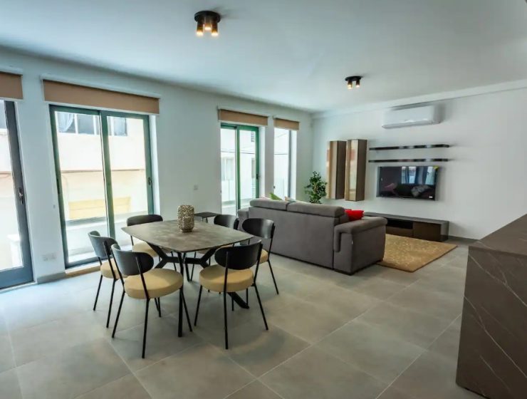 Stylish 2BedRoom Near Balluta Bay 🌊☀️