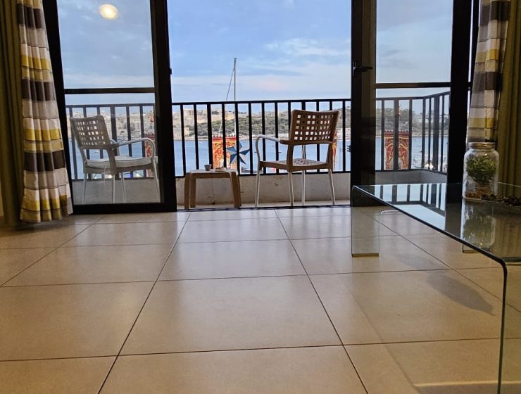 Front Sea View 3 Bedroom Apartment, The Strand Sliema